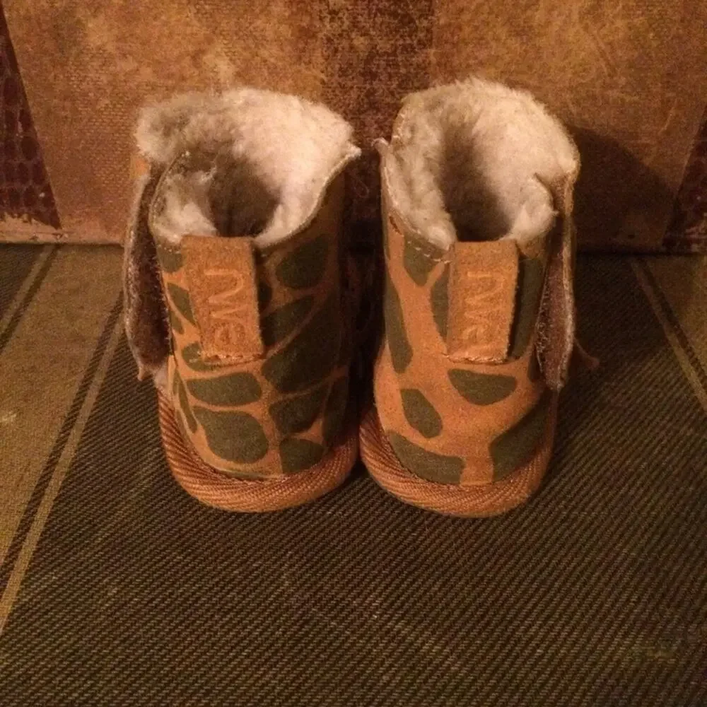 Emu Giraffe Walker Toddler Boot Merino Wool Size 6-12 Months